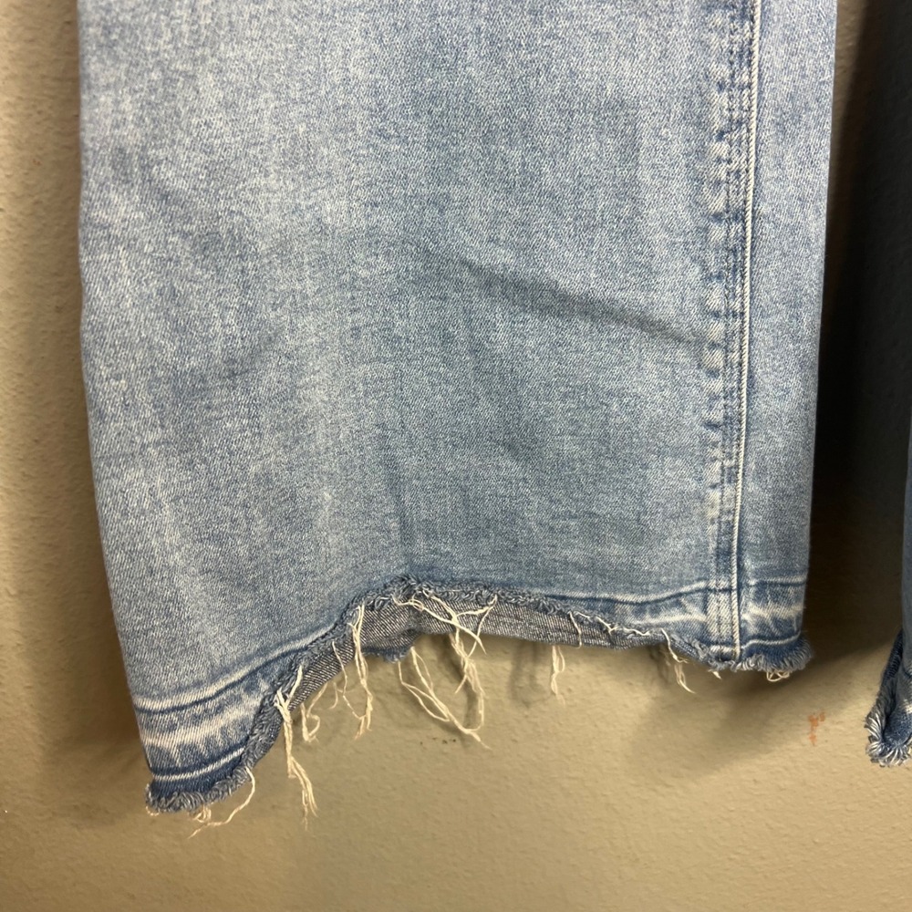Vervet High Rise Flare Jeans Sz 28 Light Wash Raw Hem Button Fly Boho Festival - Picture 6 of 10